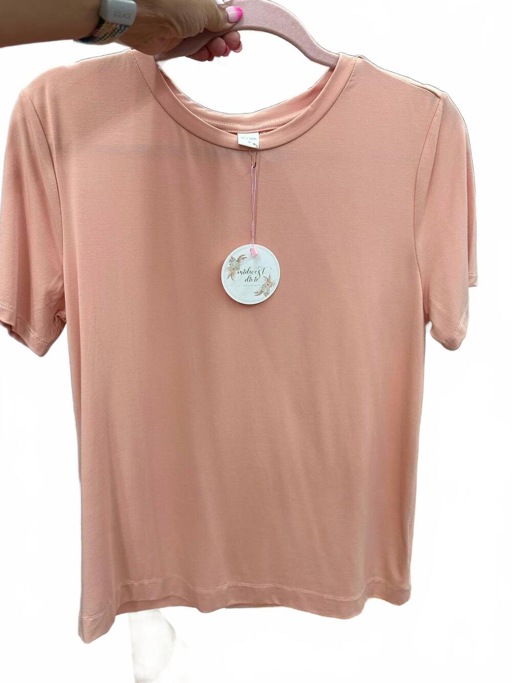 NEW BE COOL women's round neck basic tee in apricot